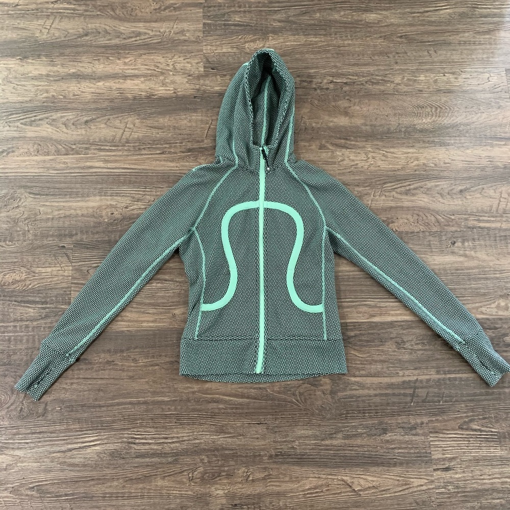 LULULEMON SCUBA HOODIE